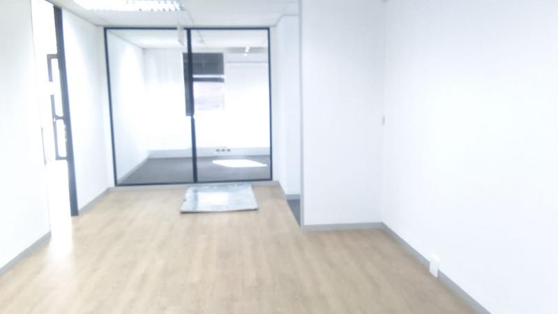 To Let commercial Property for Rent in Parow North Western Cape